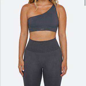 Set active leggings and one shoulder bra
